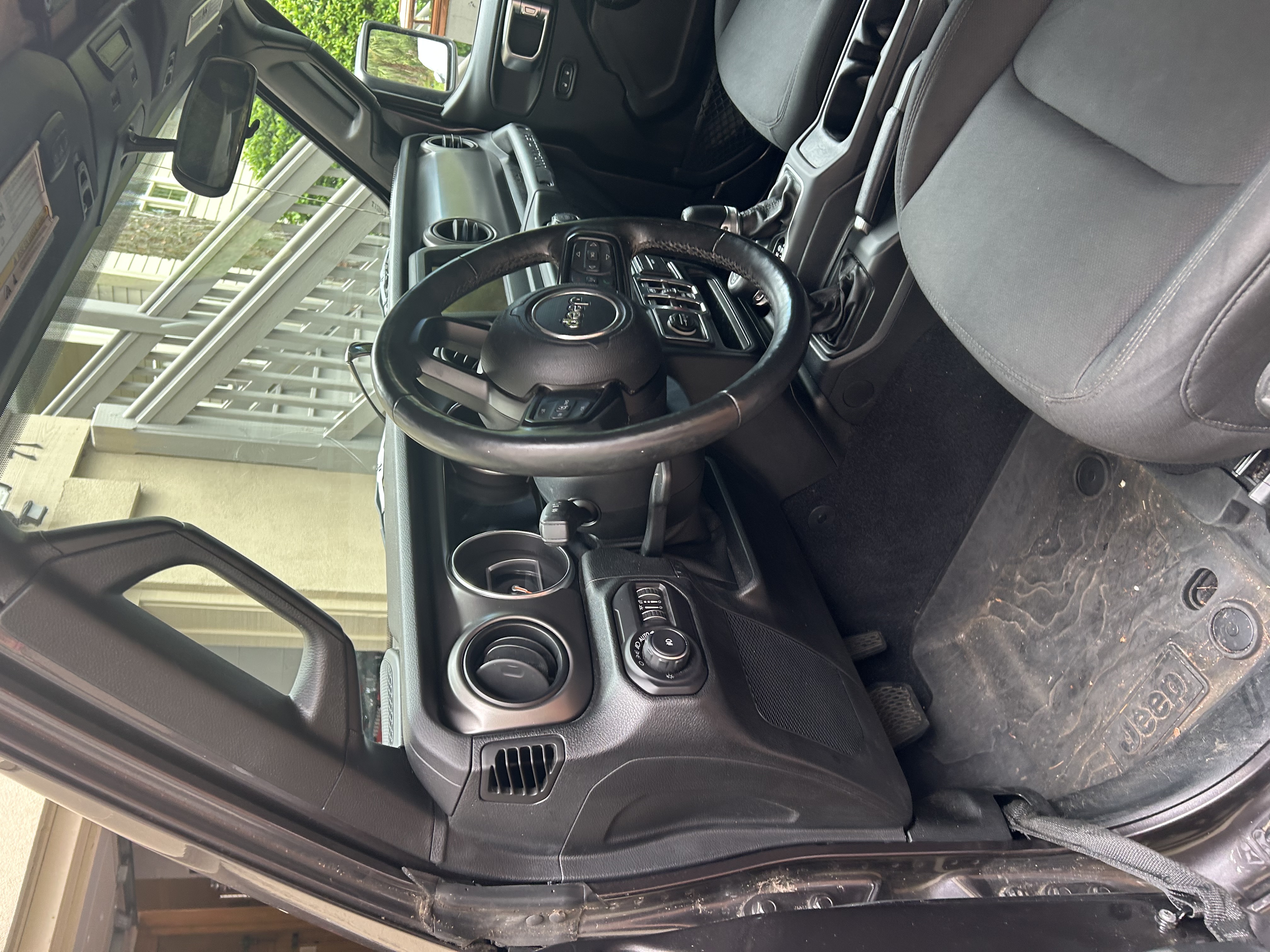 Used 2018 Jeep Wrangler Unlimited Sport S AWD/4WD image 22