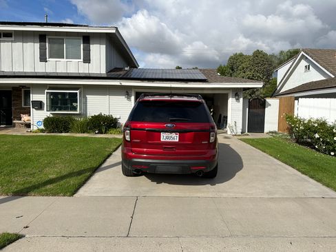 Used 2015 Ford Explorer Sport w/ Equipment Group 401A image 9