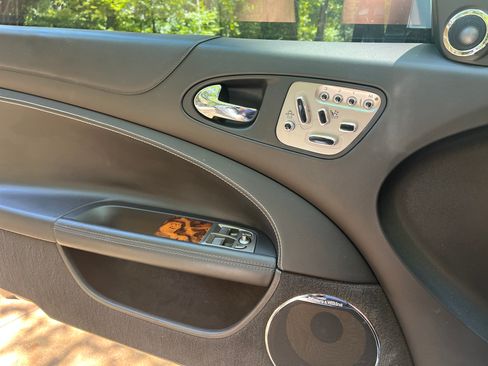 Used 2010 Jaguar XK Coupe RWD image 12