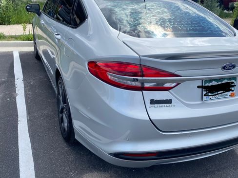 Used 2018 Ford Fusion SE w/ Equipment Group 201A FWD image 5