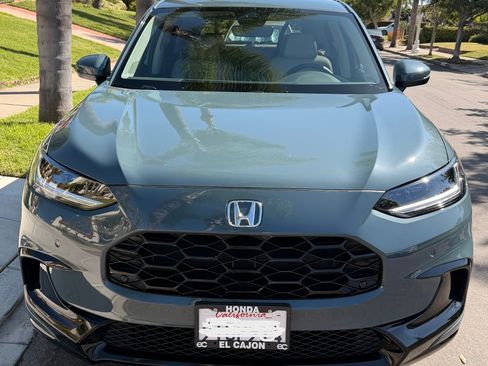 Used 2025 Honda HR-V EX-L image 8