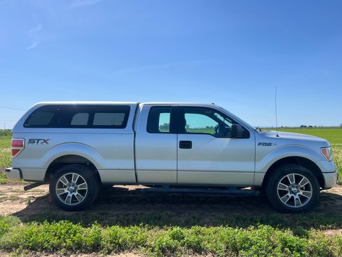 Used 2014 Ford F150 STX w/ Equipment Group 201A Mid RWD image 4