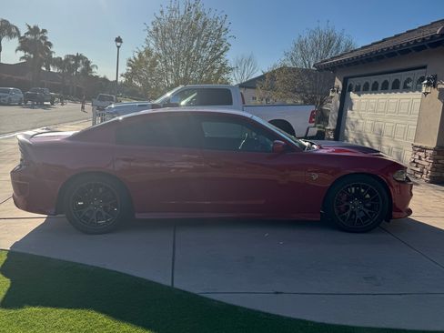 Used 2016 Dodge Charger SRT Hellcat w/ Harman/Kardon Audio Group image 9