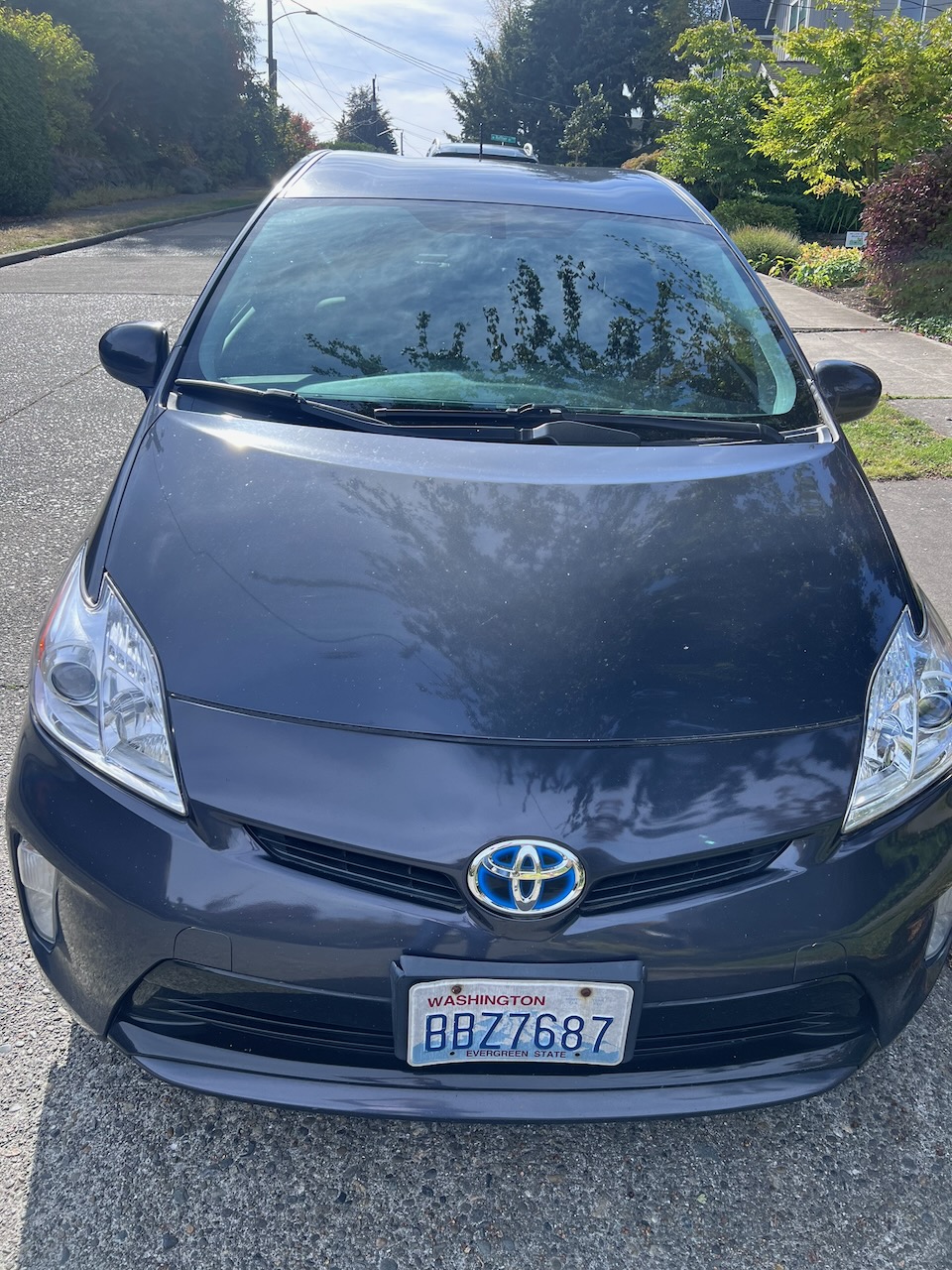 Used 2012 Toyota Prius Four FWD image 4