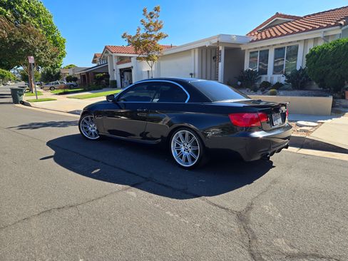 Used 2011 BMW 335is Convertible image 12