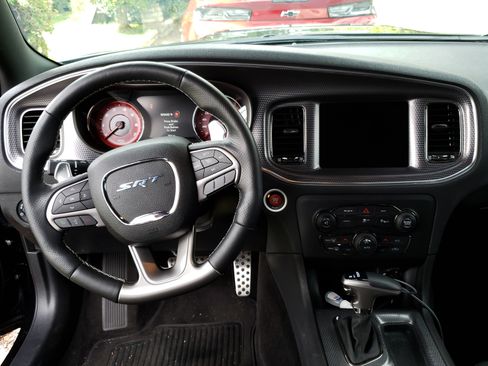 Used 2016 Dodge Charger SRT Hellcat w/ Harman/Kardon Audio Group image 8