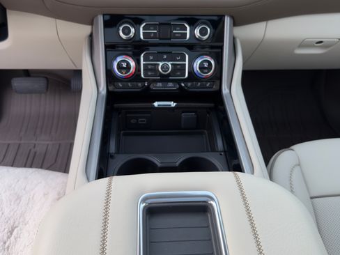 Used 2023 GMC Yukon Denali image 23