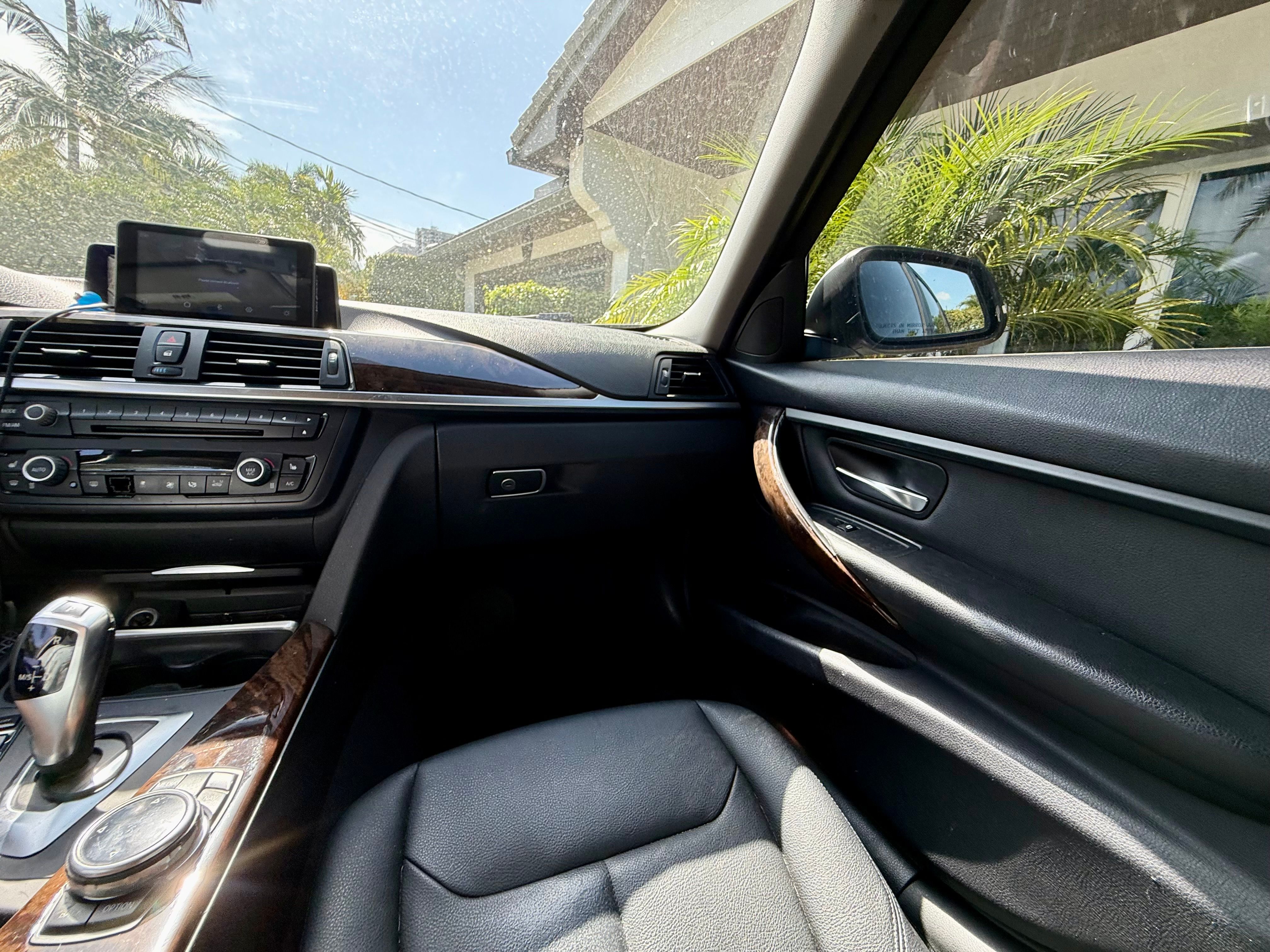 Used 2014 BMW 335i xDrive Sedan AWD/4WD image 5