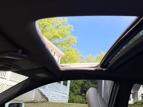 Used 2017 Honda Accord EX-L image 13