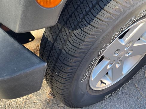 Used 2015 Jeep Wrangler Sport w/ Quick Order Package 23S image 8