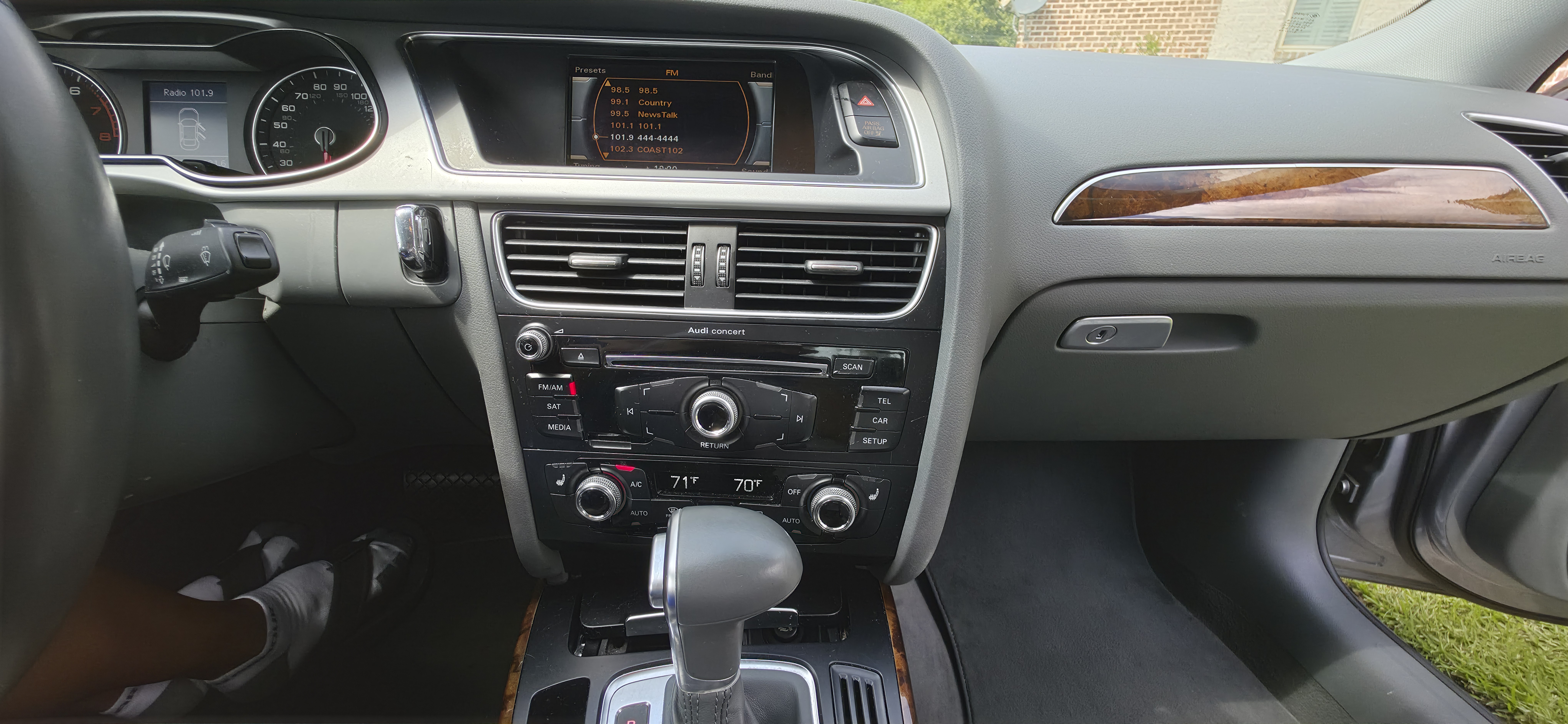 Used 2015 Audi A4 2.0T Premium FWD image 11