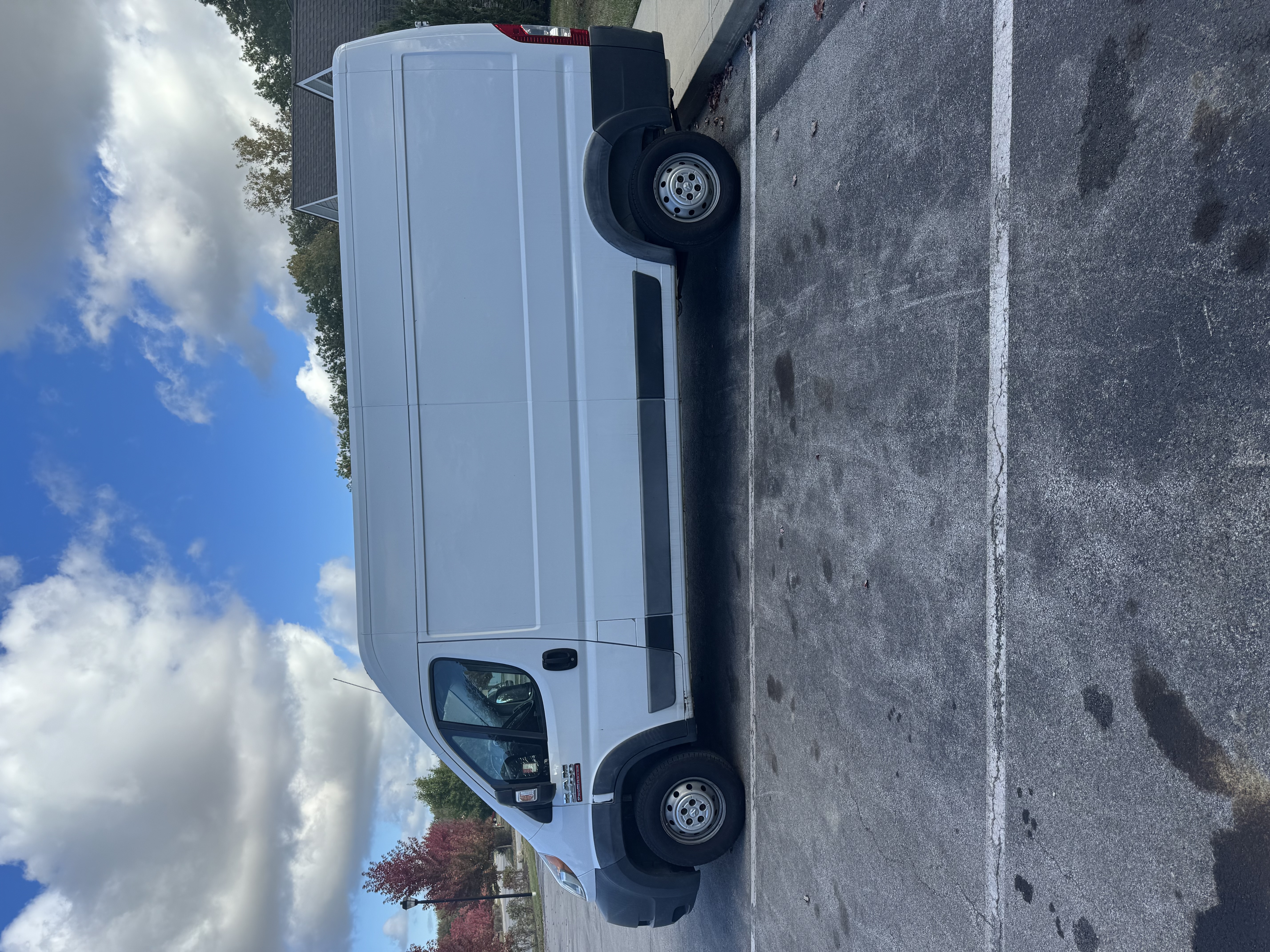 Used 2016 RAM ProMaster 2500 w/ Premium Appearance Group FWD image 1