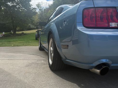 Used 2006 Ford Mustang GT Premium image 6