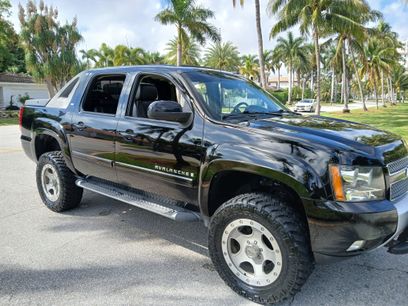 Used 2009 Chevrolet Avalanche LT