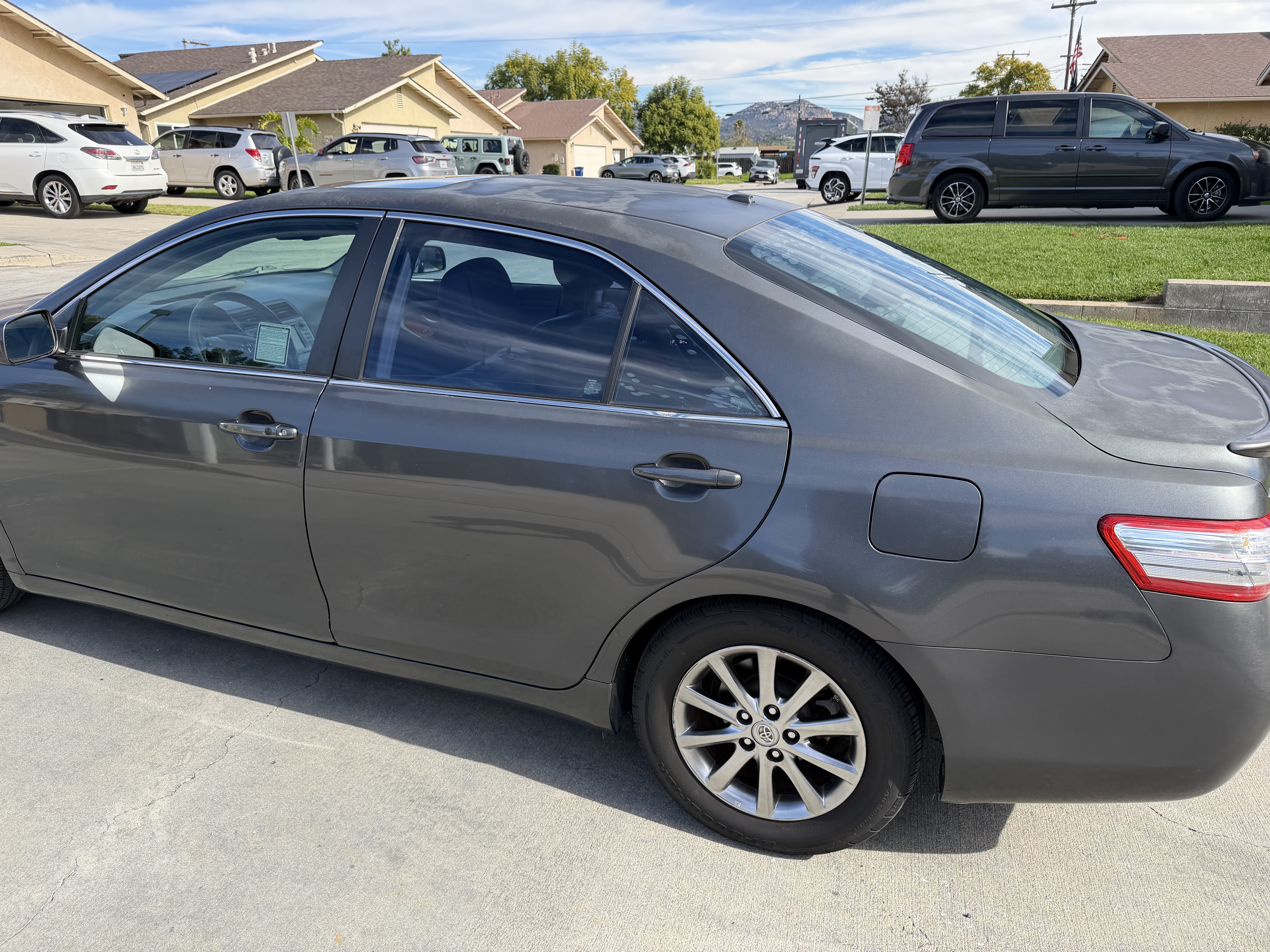Used 2011 Toyota Camry Hybrid FWD image 5