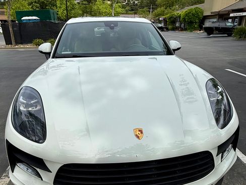 Used 2021 Porsche Macan image 1