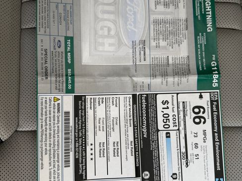 Used 2023 Ford F150 Lightning Platinum image 16