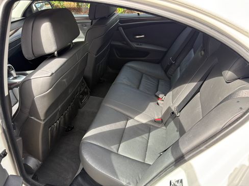 Used 2008 BMW 550i Sedan image 8
