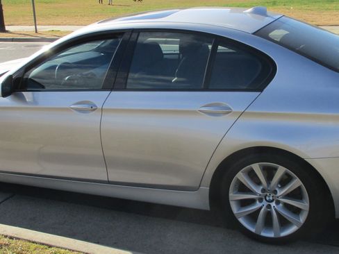 Used 2012 BMW 535i xDrive Sedan image 2