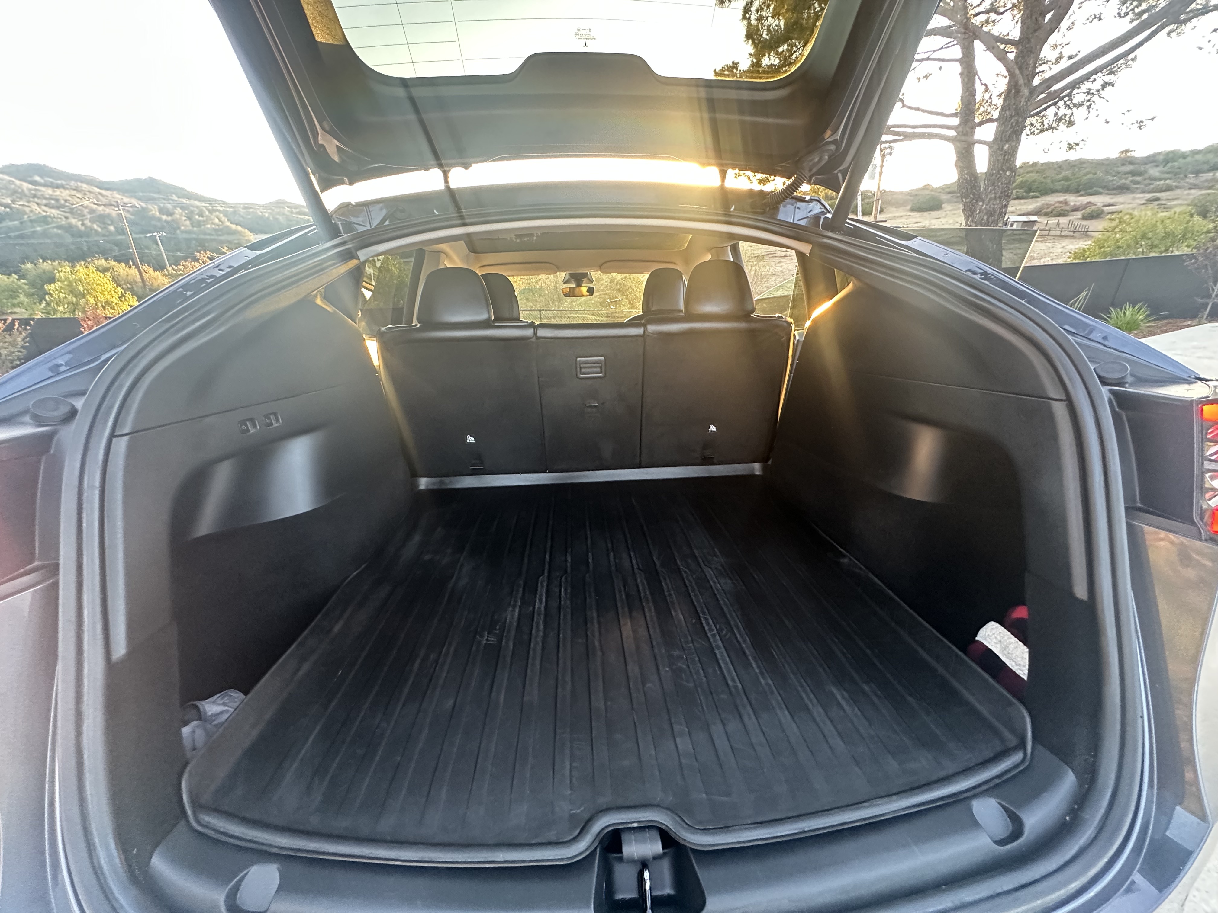Used 2022 Tesla Model Y Performance AWD/4WD image 22
