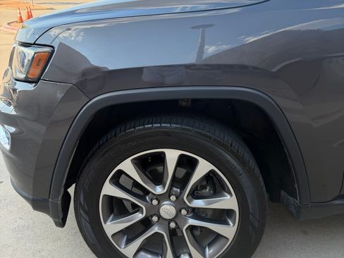 Used 2018 Jeep Grand Cherokee Limited w/ Luxury Group II AWD/4WD image 26
