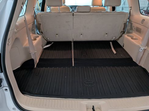 Used 2017 Toyota Highlander XLE image 20