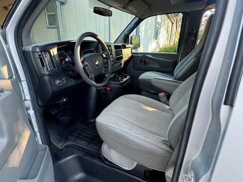 Used 2012 Chevrolet Express 3500 LT w/ LT Preferred Equipment Group image 15