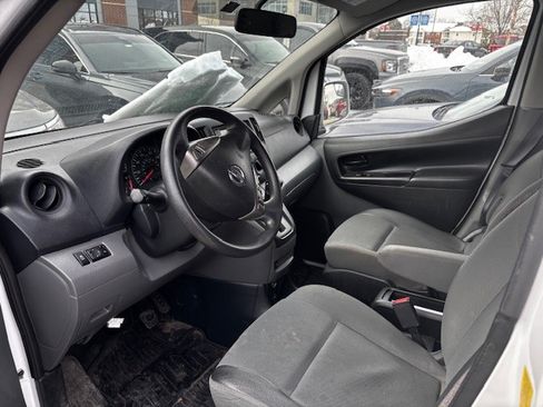 Used 2020 Nissan NV200 SV w/ Back Door Glass Package image 5