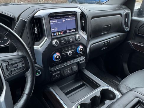 Used 2022 GMC Sierra 2500 SLT image 16