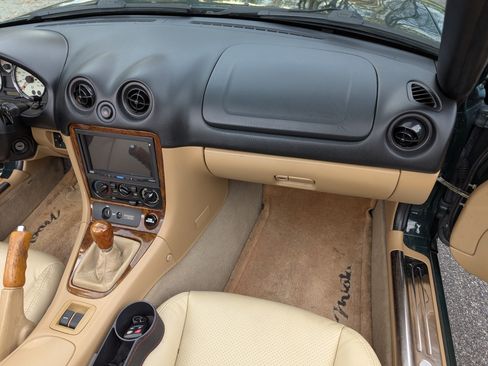 Used 2001 MAZDA MX-5 Miata SE image 13