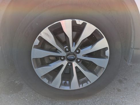 Used 2018 Subaru Outback 2.5i Touring image 24