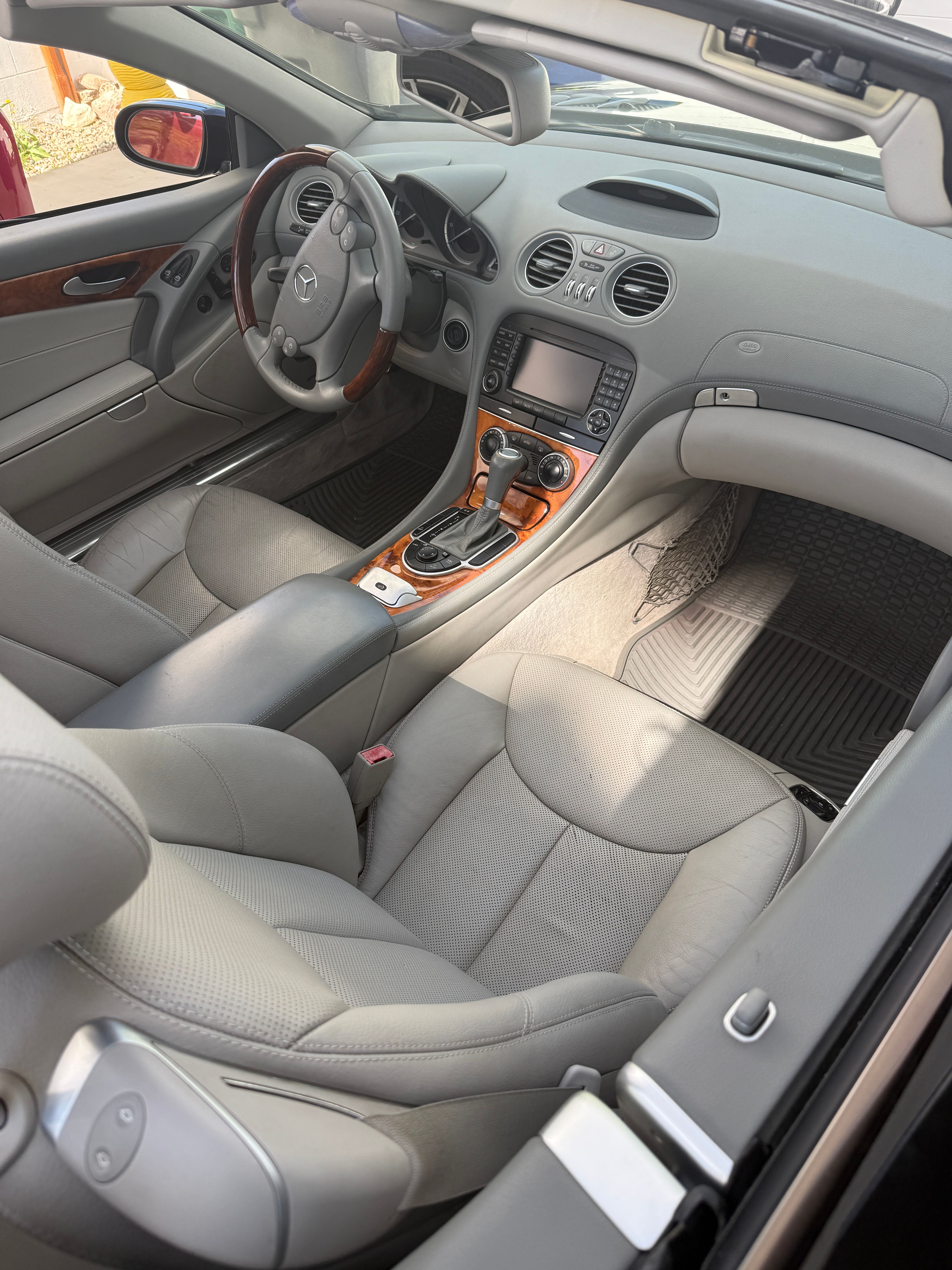 Used 2007 Mercedes-Benz SL 550 image 9