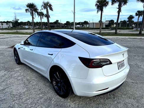 Used 2023 Tesla Model 3 Standard Range RWD image 8