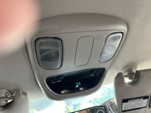 Used 2004 Dodge Ram 3500 Truck SLT w/ Trailer Tow Group image 8