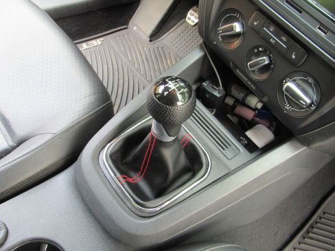 Used 2014 Volkswagen Jetta SE FWD image 16