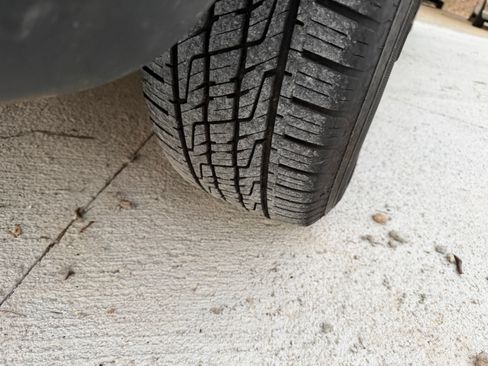 Used 2006 Jeep Grand Cherokee Limited image 26