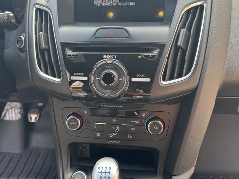 Used 2017 Ford Focus RS image 10