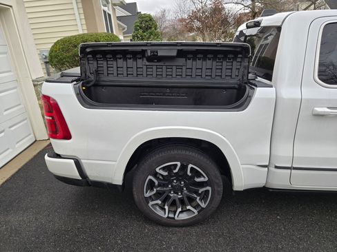 Used 2025 RAM 1500 Limited image 6