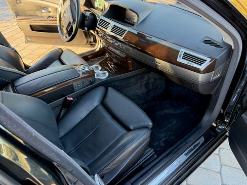 Used 2008 BMW 750Li image 18