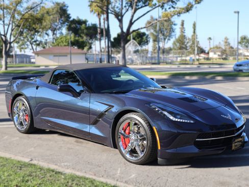 Used 2014 Chevrolet Corvette Stingray Convertible w/ 2LT Preferred Equipment Group image 8