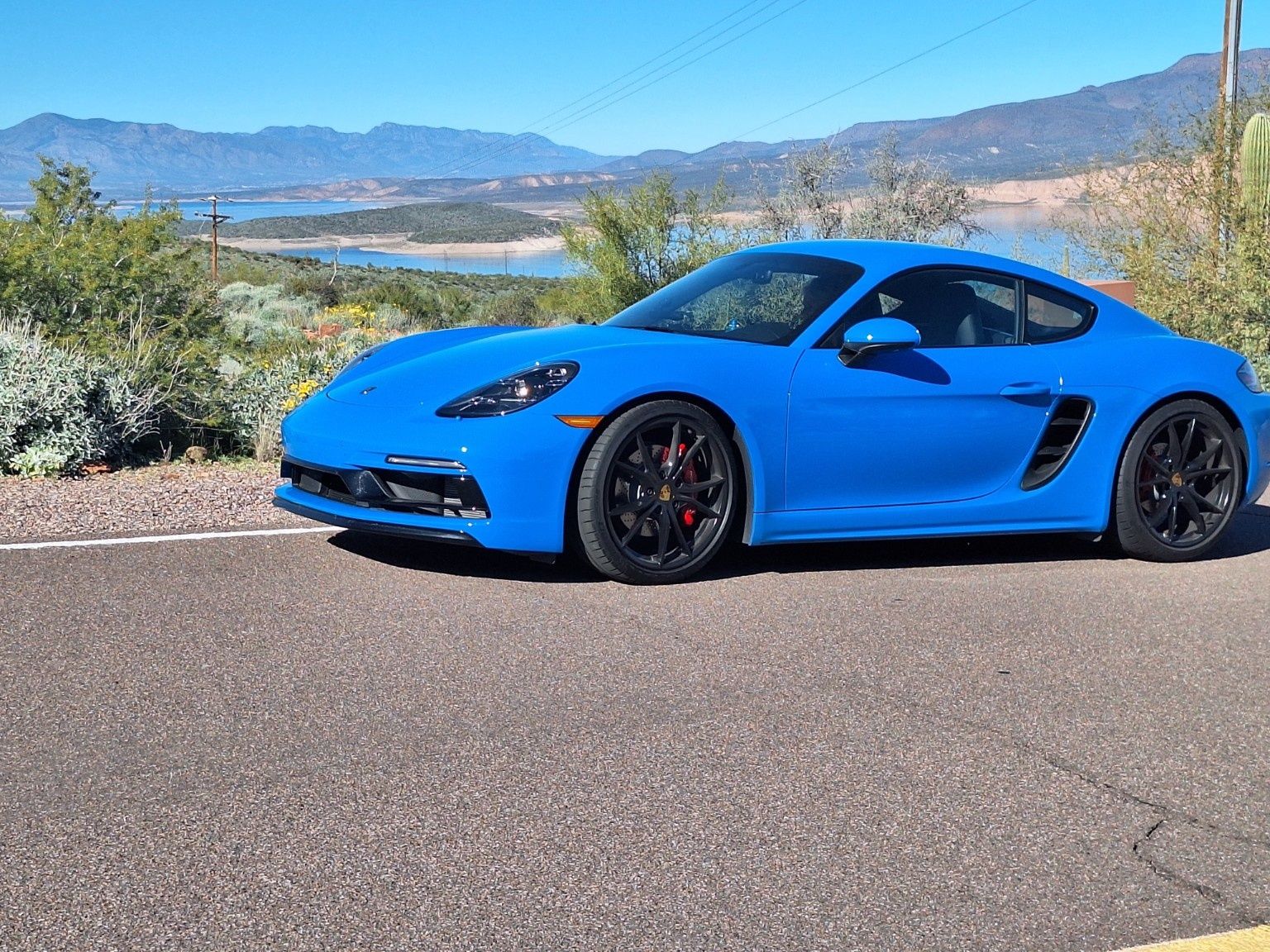 Used 2025 Porsche 718 Cayman S RWD image 1