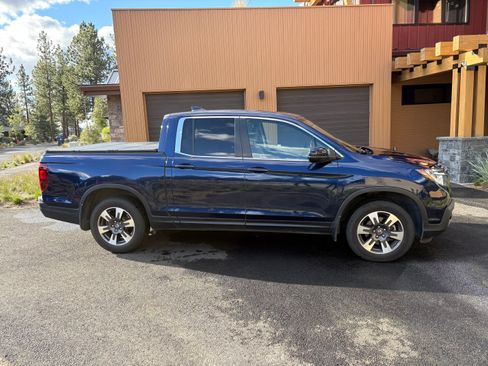 Used 2019 Honda Ridgeline RTL image 2