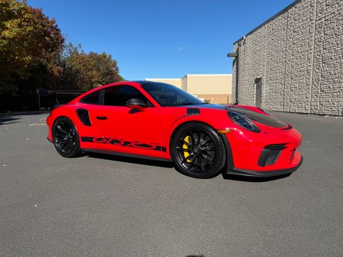 Used 2019 Porsche 911 GT3 RS image 10