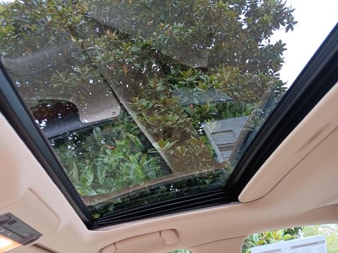 Used 2011 Lexus LS 460 image 18