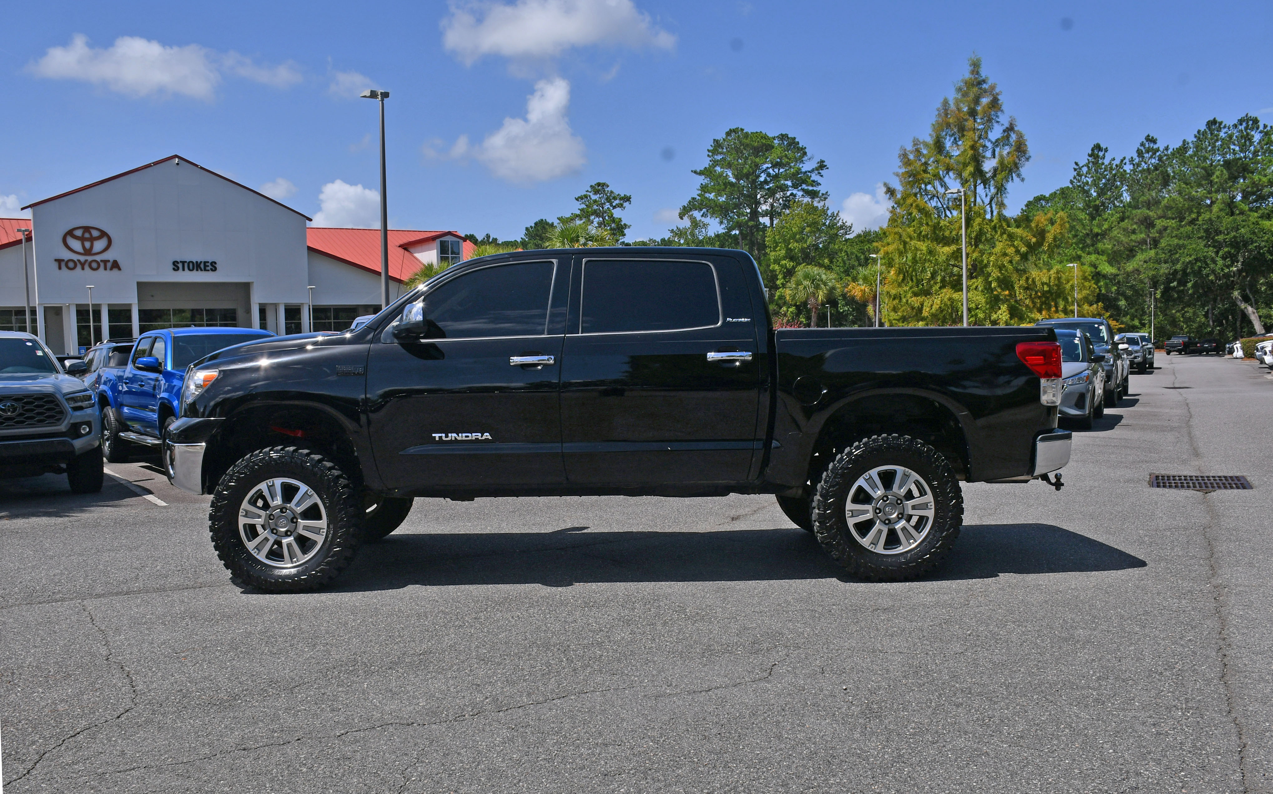Used 2013 Toyota Tundra Platinum AWD/4WD image 4