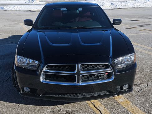 Used 2014 Dodge Charger SXT Plus image 2