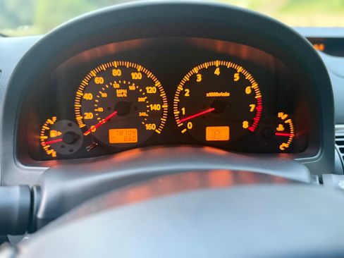 Used 2004 INFINITI G35 Coupe w/ Premium Pkg image 13