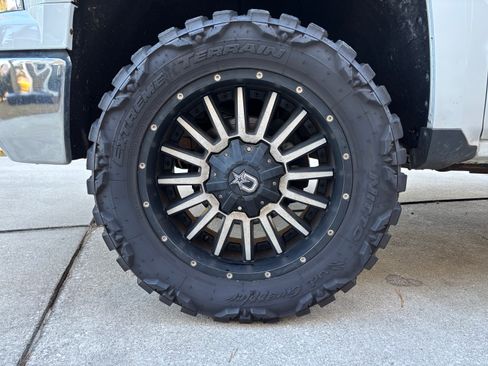 Used 2014 Chevrolet Silverado 1500 LT image 11