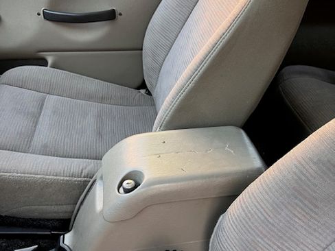 Used 2005 Jeep Wrangler Rubicon AWD/4WD image 19