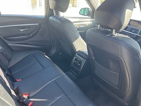 Used 2018 BMW 330i xDrive Wagon image 11